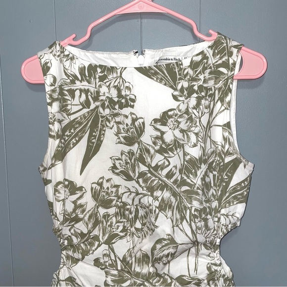 Abercrombie & Fitch Floral Green White A-Line Mini Dress Side Cutouts Small Tall - Picture 2 of 8